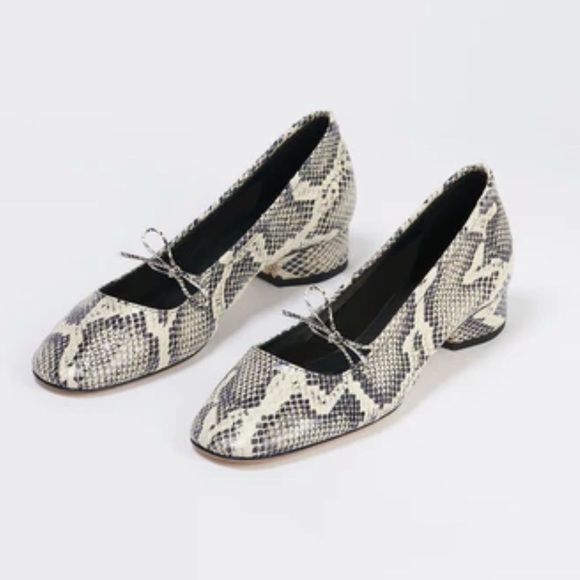 Aeyde Shoes - Aeyde Darya Snake-Embossed Ballerina Pumps - Women’s 39
